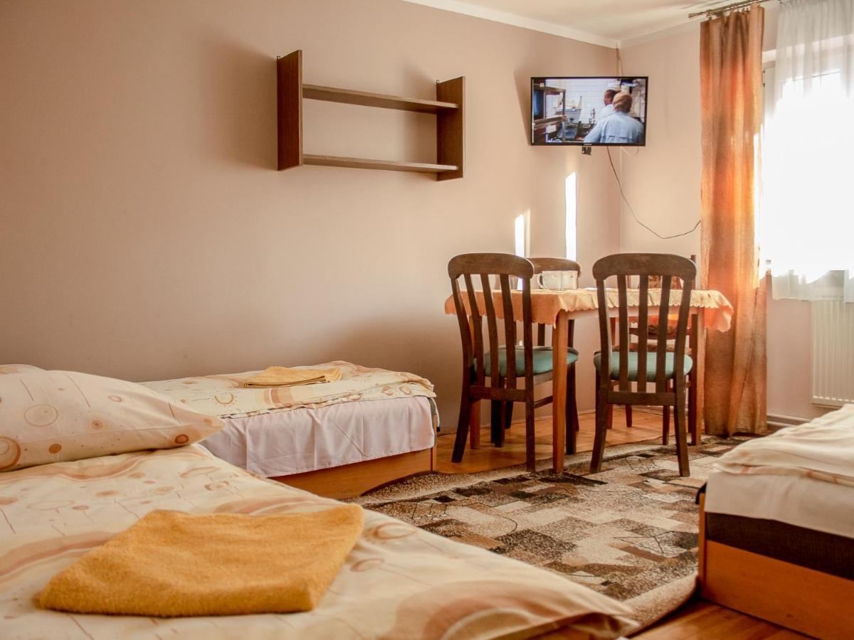 Zajazd Zacisze Rymanow-Zdroj Ngoại thất bức ảnh